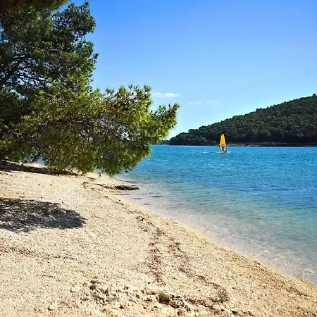 Villa Salvore & Faro, New Luxury Houses, Heated Pool, Near Beaches, - Istria Savudrija