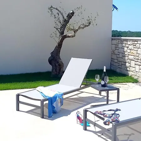 Salvore & Faro, New Luxury Houses, Heated Pool, Near Beaches, - Istria Villa
