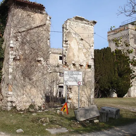 Salvore & Faro, New Luxury Houses, Heated Pool, Near Beaches, - Istria