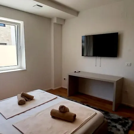 Salvore & Faro, New Luxury Houses, Heated Pool, Near Beaches, - Istria * Savudrija