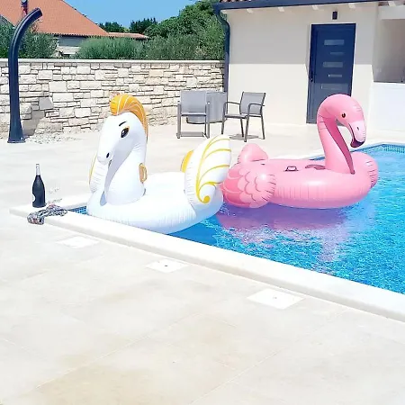 Salvore & Faro, New Luxury Houses, Heated Pool, Near Beaches, - Istria * Savudrija